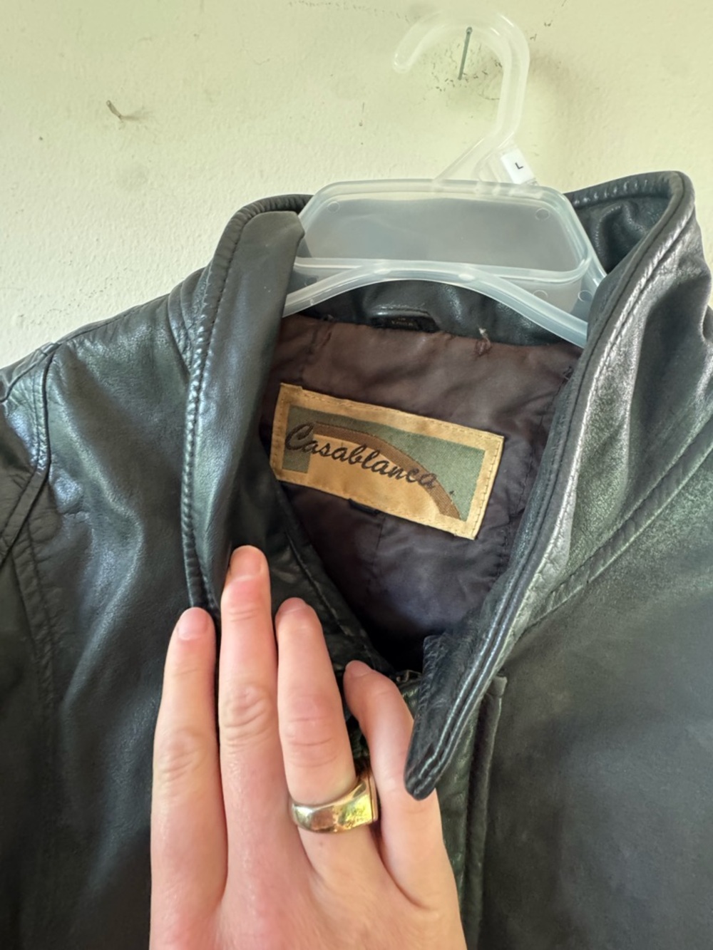 Men's Black Leather Bomber Jacket - Timeless Casual Layer - Picture 2 of 8
